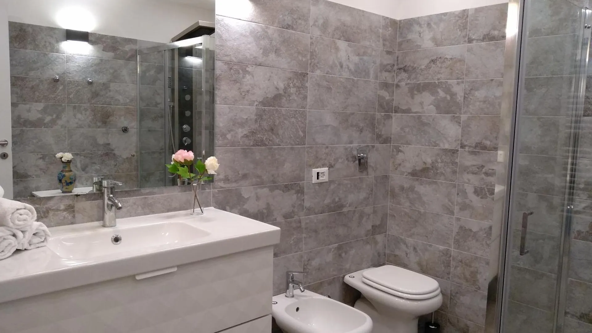 شقة Milan Center Big Luxury House سستو سان جوفاني إيطاليا